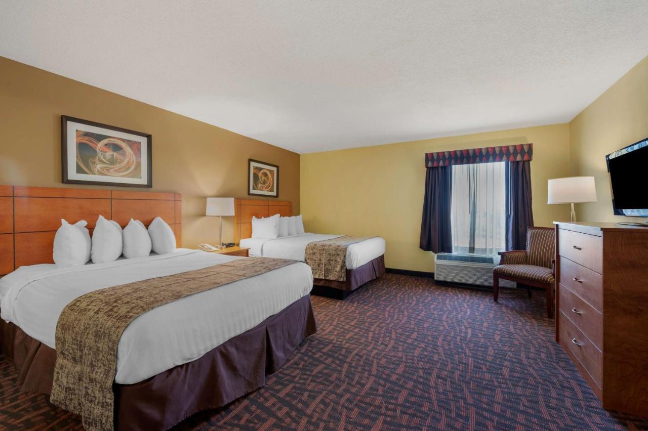 Best Western Louisville East Inn & Suites Экстерьер фото