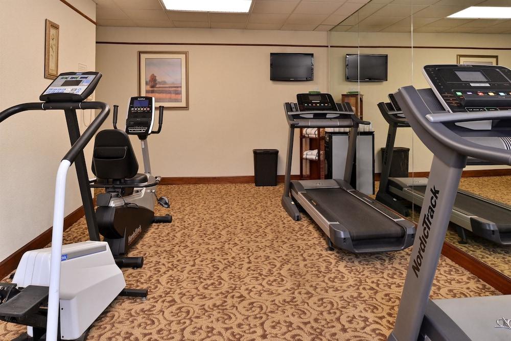 Best Western Louisville East Inn & Suites Экстерьер фото